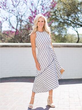 🍌 Banana Republic Tweed Stripe Asymmetrical-Hem Dress 🍌